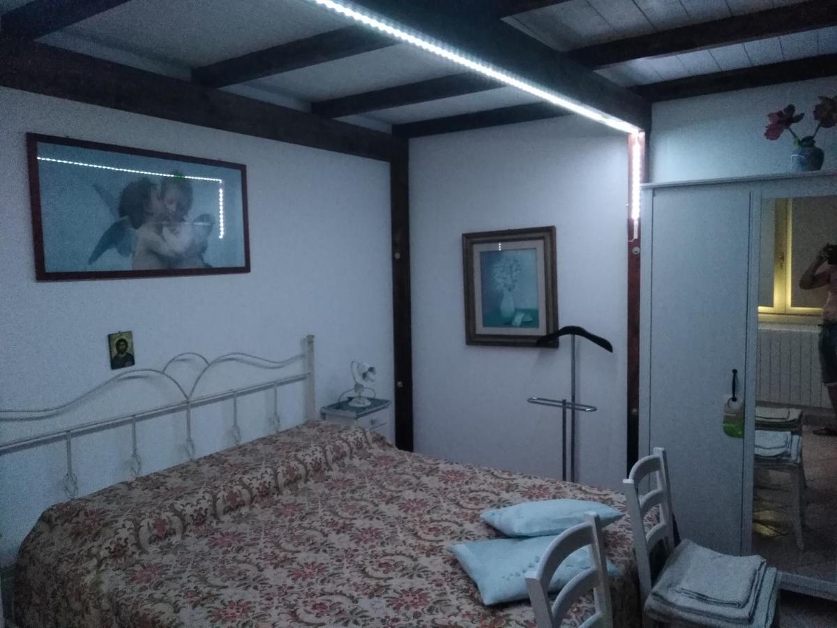 My House Suite Монополі Екстер'єр фото